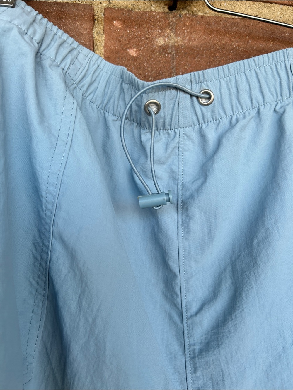 No Boundaries Cargo Wide Leg Pants. - Picture 3 of 8